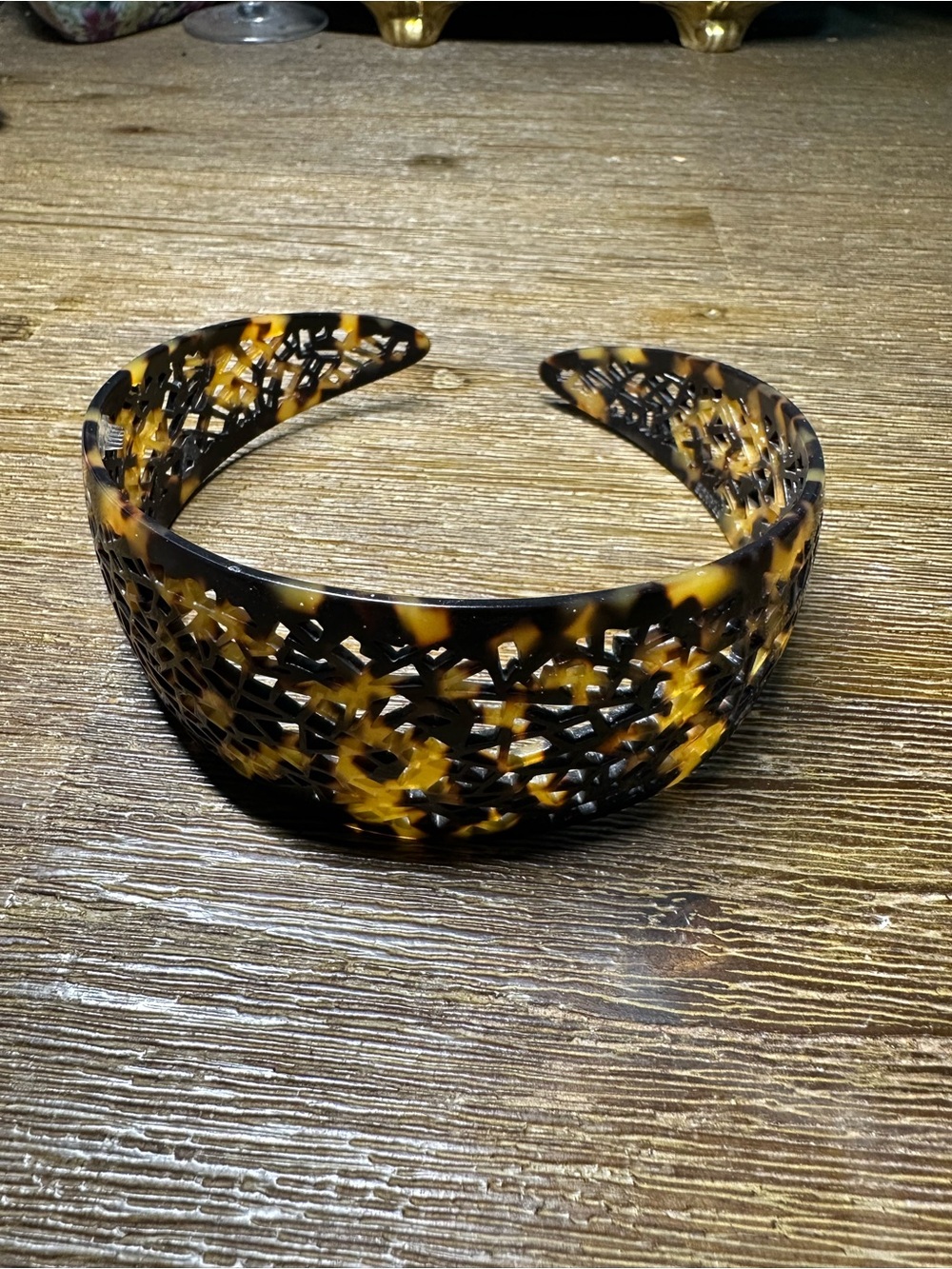French Tortoiseshell Carved Resin Hair Band - Black & Amber